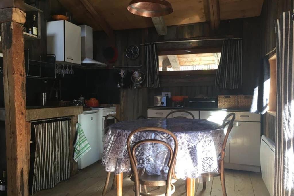 La Cabane De L'Homme Tranquille Le Tretien Εξωτερικό φωτογραφία